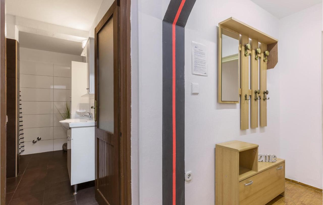 Nice Apartment In Pula With Kitchen المظهر الخارجي الصورة